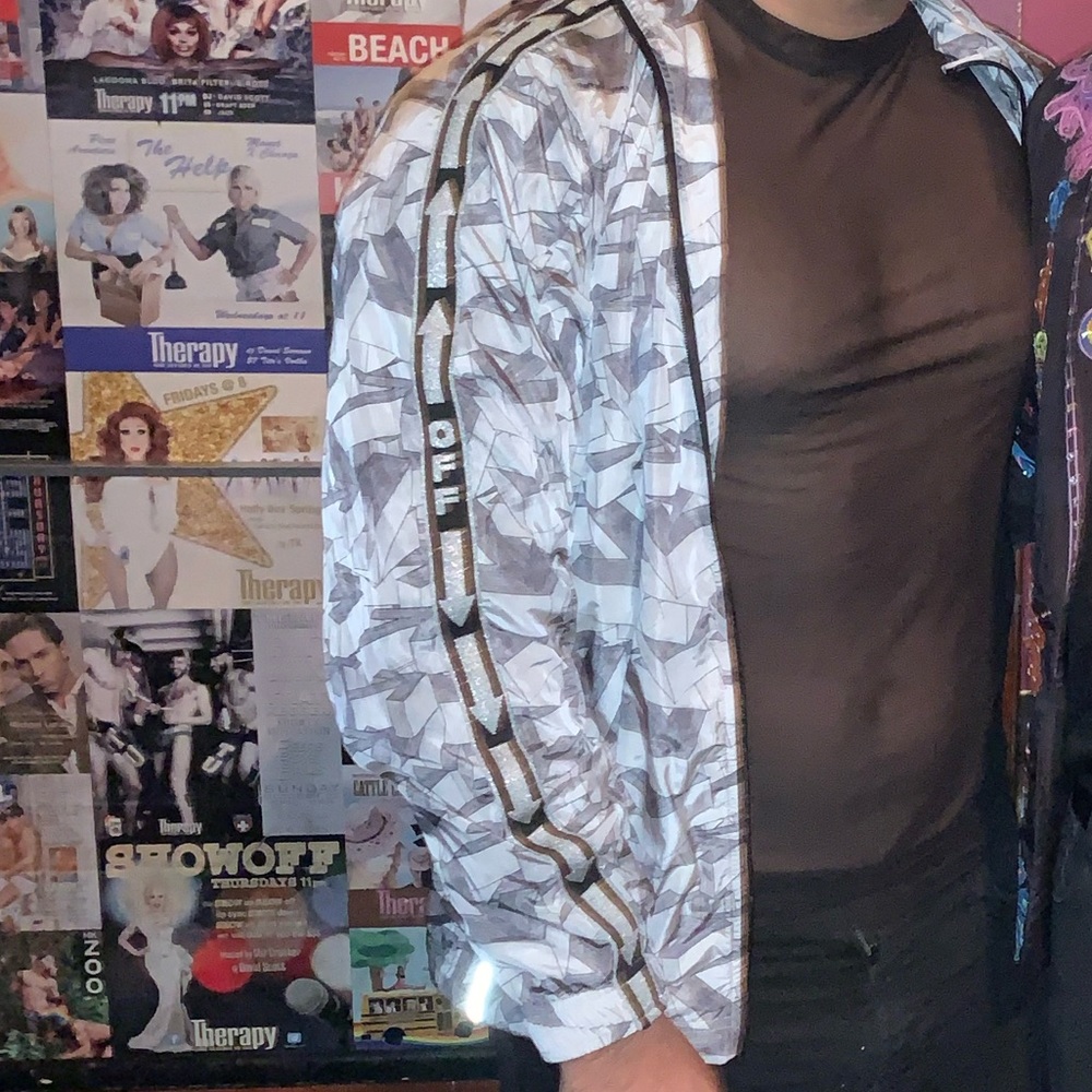 Men’s off white jacket